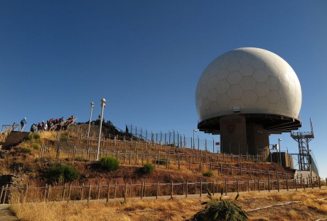 Madeira_2015_07_28 (3)_Pico do Arieiro_1818 m.n.m._radar NATO na vrcholu