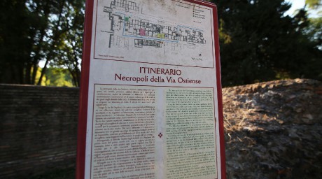 Ostia Antica - pozůstatky města (7) - Nekropole