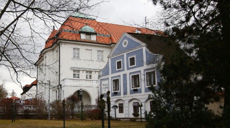 Český Krumlov - budova okresního soudu