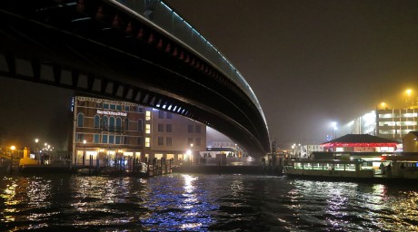 Benátky_Canal Grande_Ponte della Constituzione_Santiago Calatrava (3)