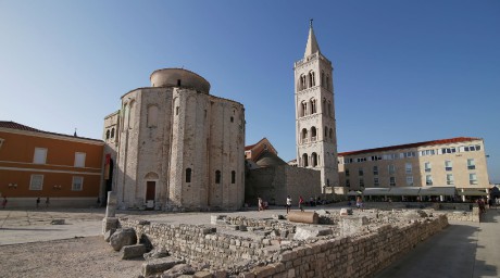 2017_07_Chorvatsko_Zadar_kostel sv. Donáta (1)