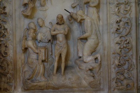 Florencie_Baptisterium San Giovanni_interiér_křtitelnice (2)