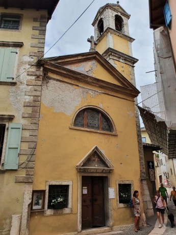 Arco_kostel sv. Bernardina Sienského (1)