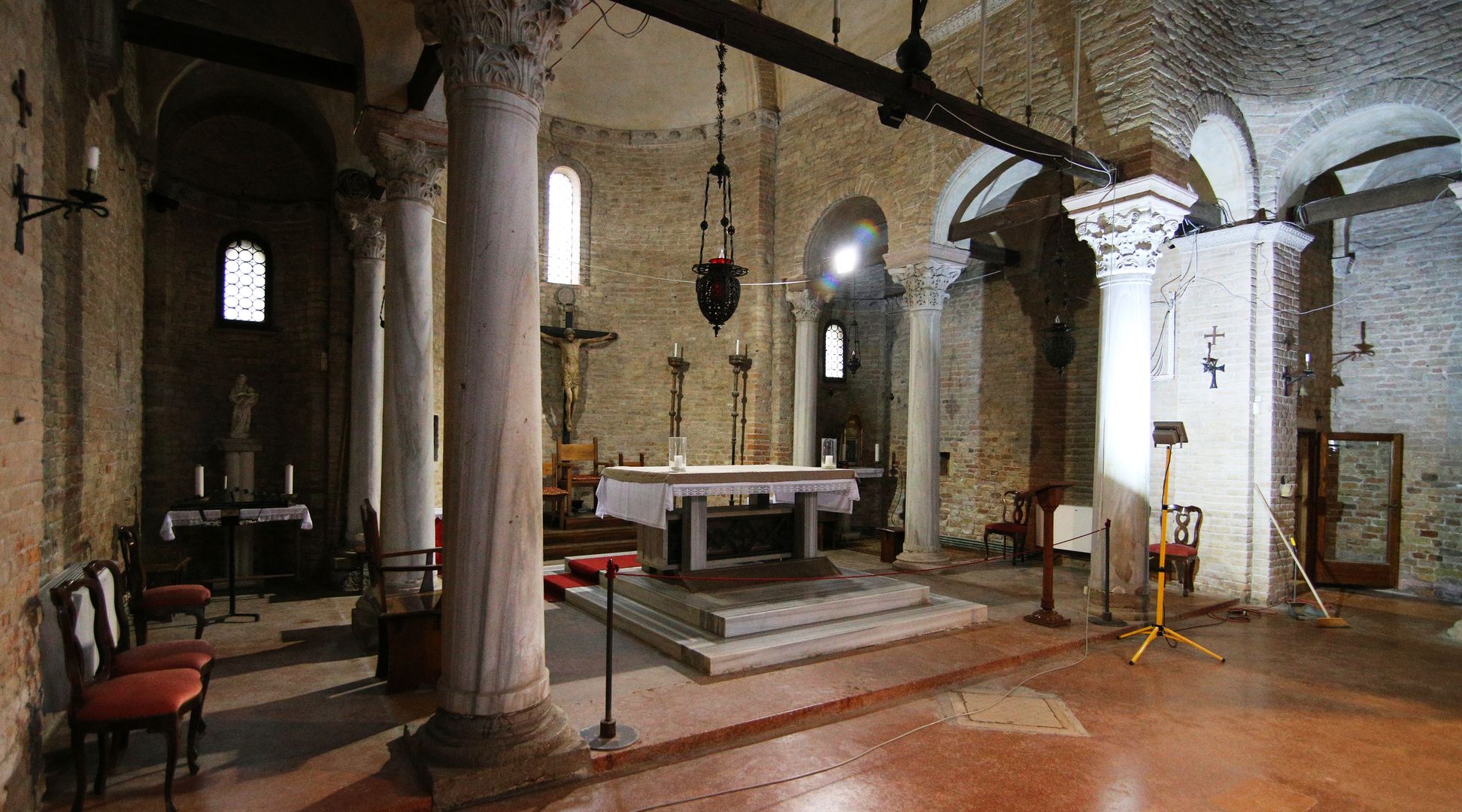 Torcello_kostel Santa Fosca (11. - 12. století) (6)